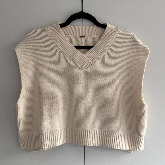 Free People Easy Street Vest in Cream - Size XS - Picture 14 of 16